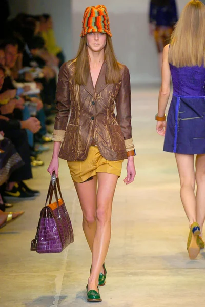 Look 34